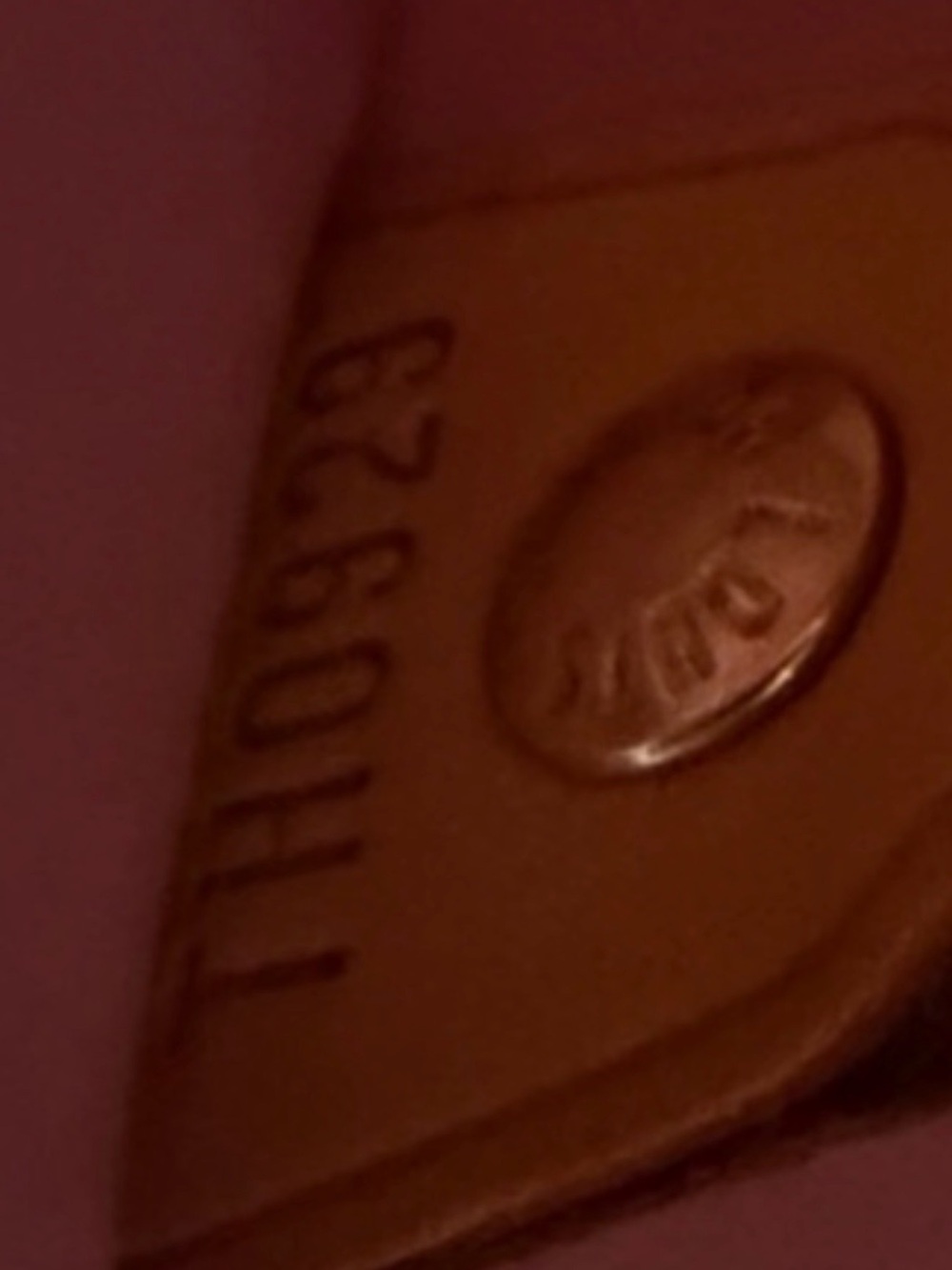 Louis Vuitton Amber Vernis Monogram Tote - Picture 13 of 13